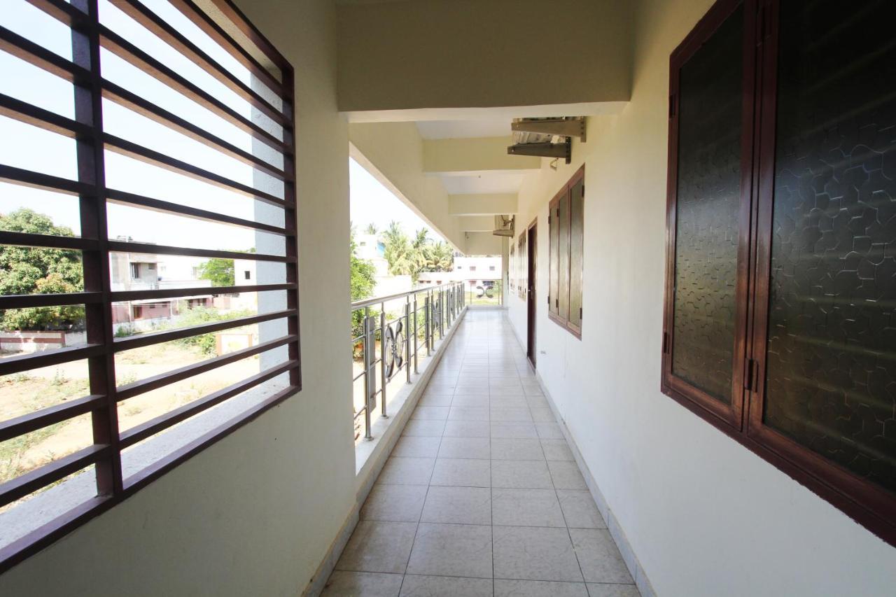 Lakshana Service Apartment - Big Temple 坦贾武尔 外观 照片