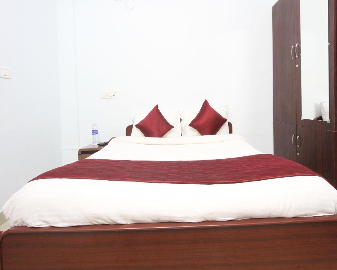 Lakshana Service Apartment - Big Temple 坦贾武尔 外观 照片