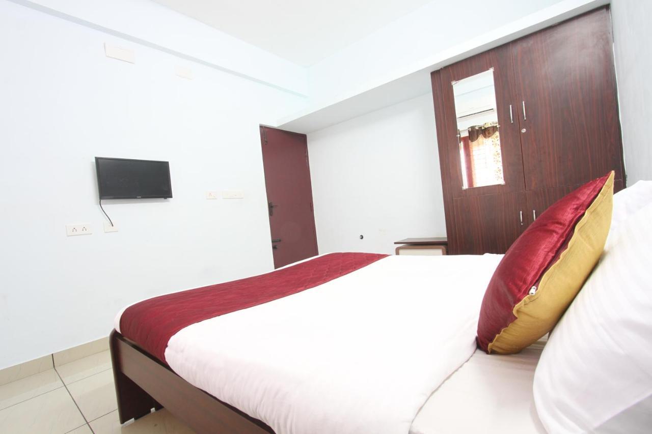 Lakshana Service Apartment - Big Temple 坦贾武尔 外观 照片