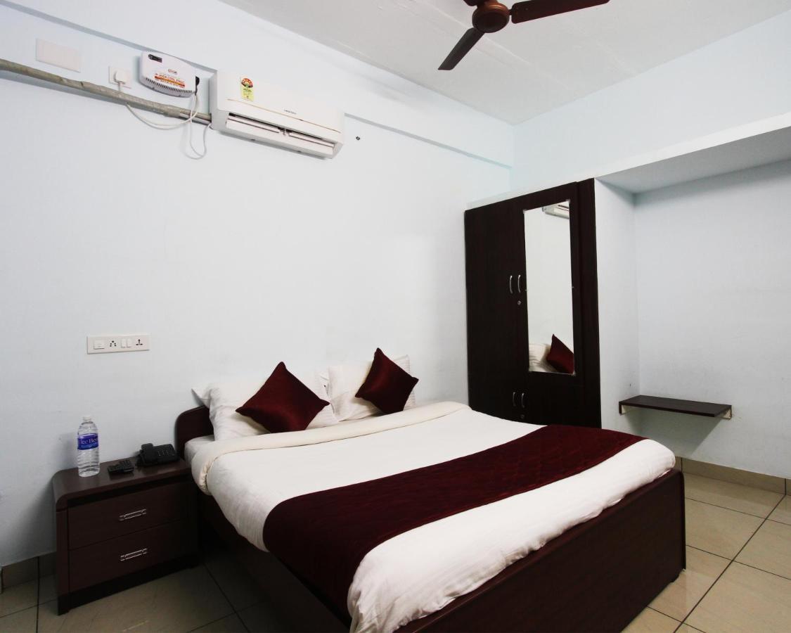 Lakshana Service Apartment - Big Temple 坦贾武尔 外观 照片